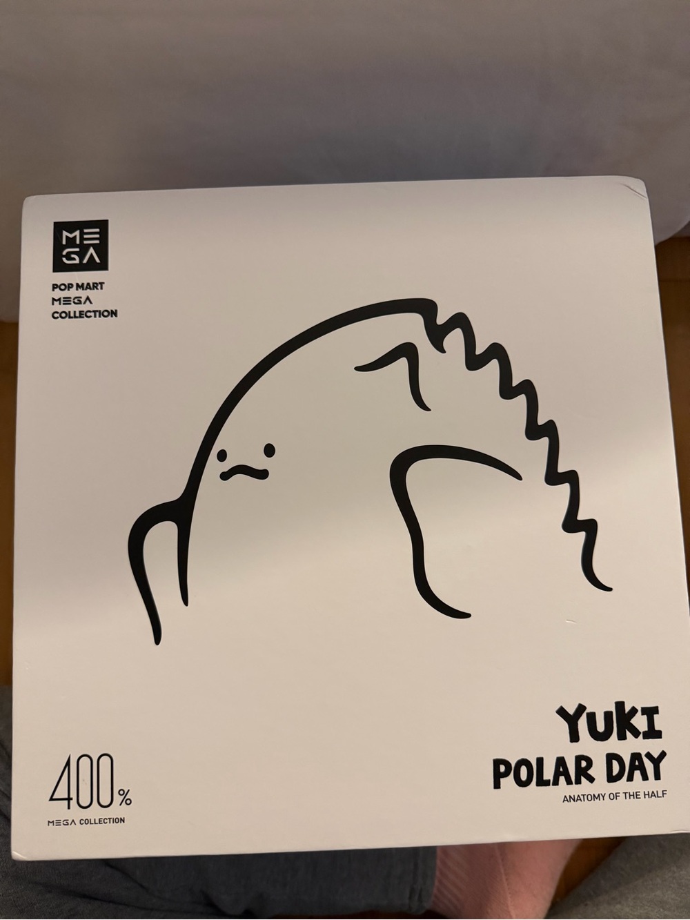 POP MART Mega Collection Yuki Polar Day Figure - White